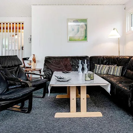 Holiday home 8 Person In *