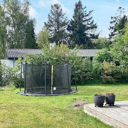 8 Person In Holiday home Gedser